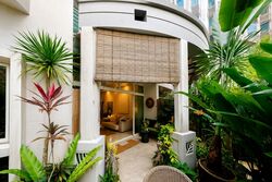 Hillington Green (D23), Condominium #556676501